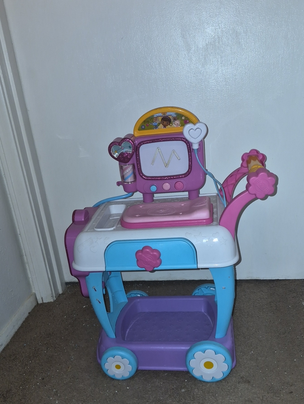Doc McStuffins Toy Hospital Care Cart And Bag